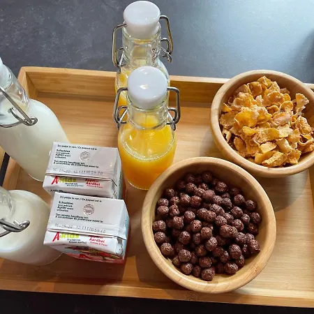 En Famille Ou En Couple A La Campagne *